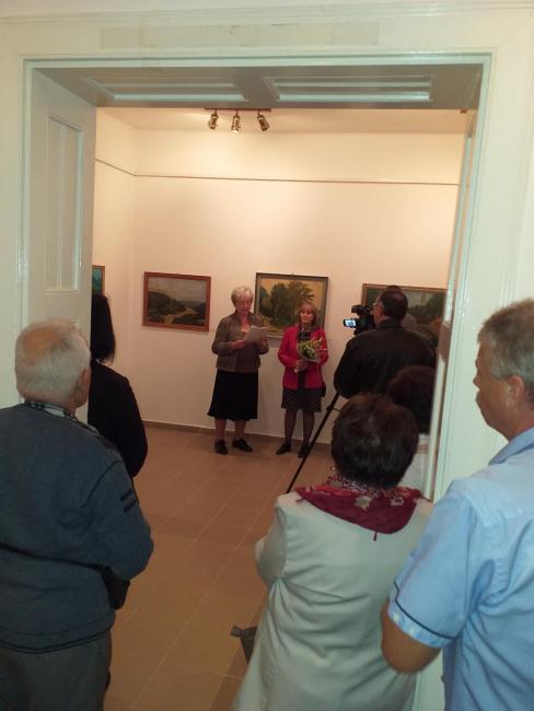 Kis Kováts Viktória VÁROSUNKNAK ADOMÁNYOZOTT festményhagyatékából rendezett kiállítása